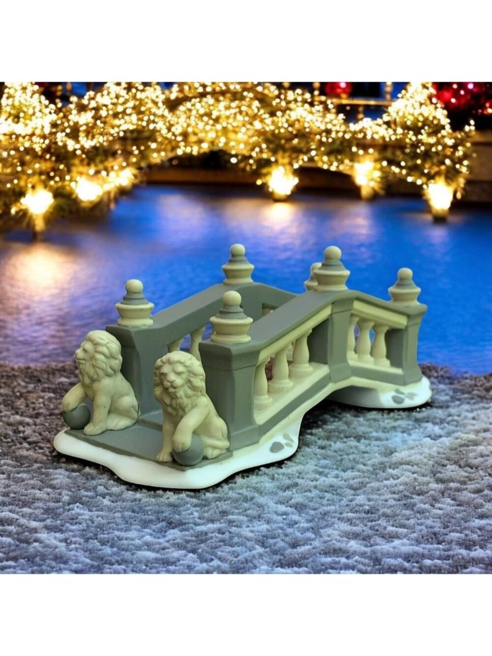 Dept 56 Lionhead Bridge Heritage Village Christmas Village Accessory - 1992